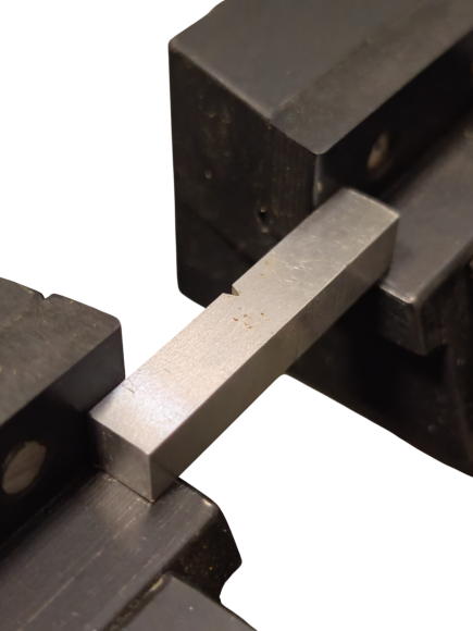 Лабораторный электроэрозионный режущий станок ЛРС-1