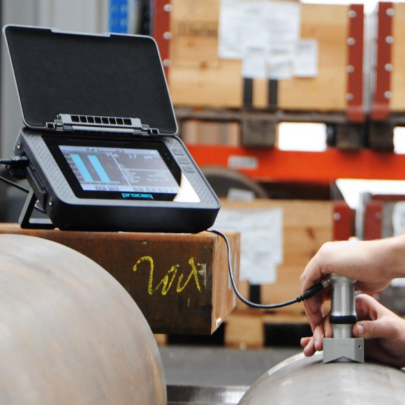 Портативный твердомер Equotip 550 Portable Rockwell Портативный твердомер Equotip 550 Portable Rockwell