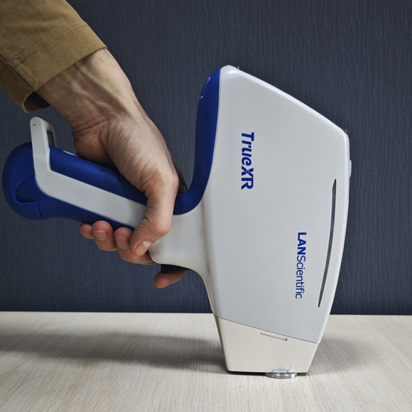 Анализатор металлов РФА TrueXR — портативный рентгенофлуоресцентный спектрометр Анализатор металлов РФА TrueXR — портативный рентгенофлуоресцентный спектрометр